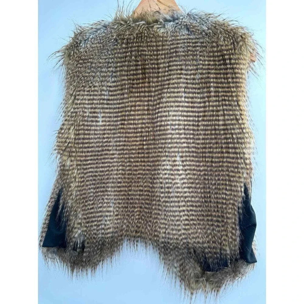Twelfth Street Faux Fur Vest  Boho Luxe Aspen Chic Mob Wife Western Glam Medium‎